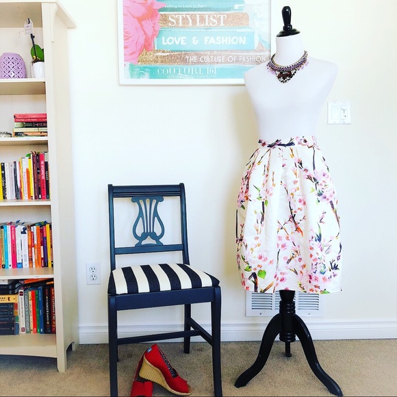 Meet your Posher, Rhea - Picture 6 of 7